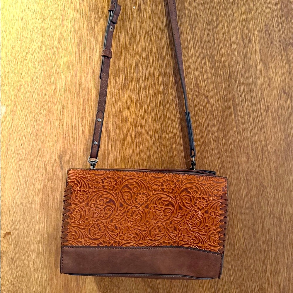 NWOT Justin Boots Brown Tooled Leather Crossbody Bag
